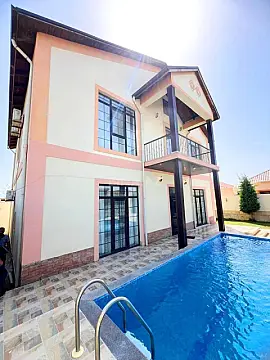 Satılır 5 otaqlı həyət evi 220 m²