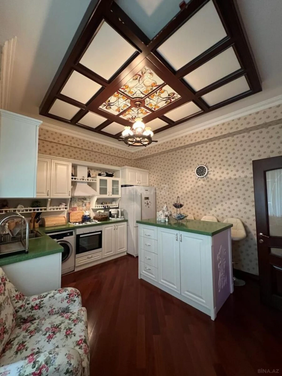 Satılır 2 otaqlı mənzil 96.6 m²