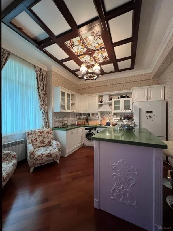 Satılır 2 otaqlı mənzil 96.6 m²