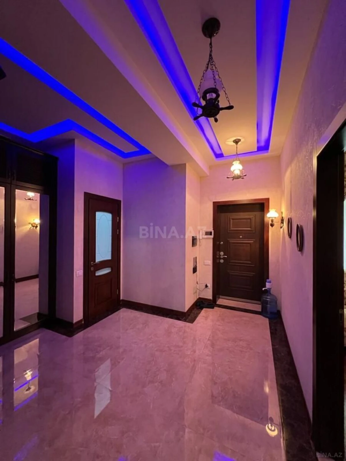 Satılır 2 otaqlı mənzil 96.6 m²