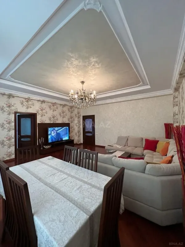 Satılır 2 otaqlı mənzil 96.6 m²