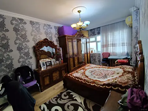 Satılır 3 otaqlı mənzil 80 m²