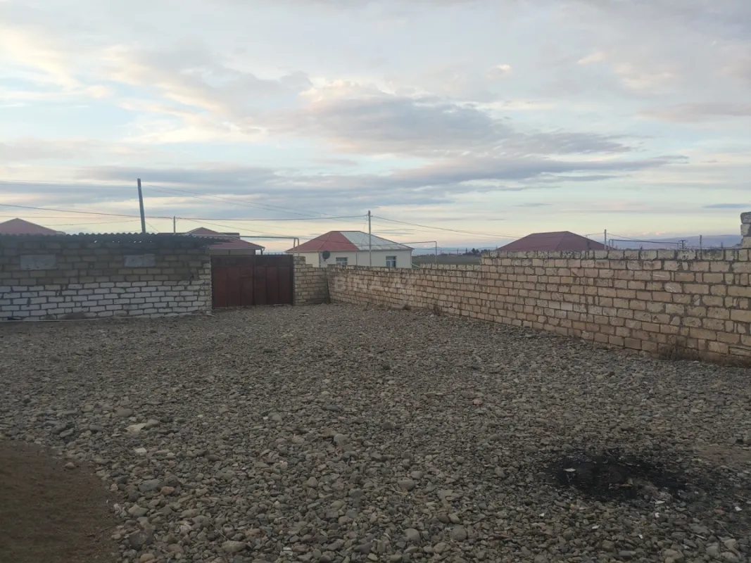 Satılır 2 otaqlı həyət evi 50 m²