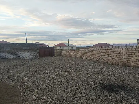 Satılır 2 otaqlı həyət evi 50 m²