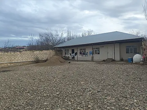 Satılır 2 otaqlı həyət evi 50 m² — Tovuz 2 otaq 50.00 m²