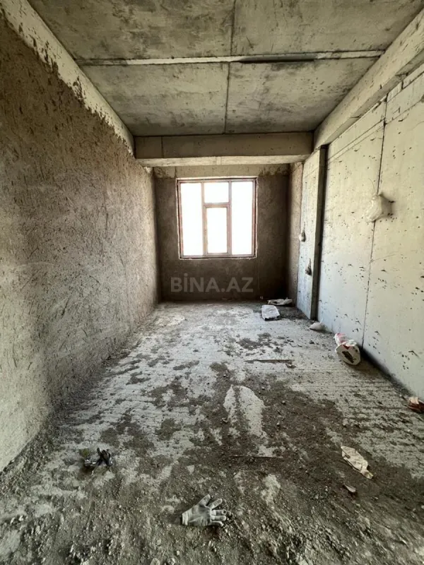 Satılır 3 otaqlı mənzil 137 m²