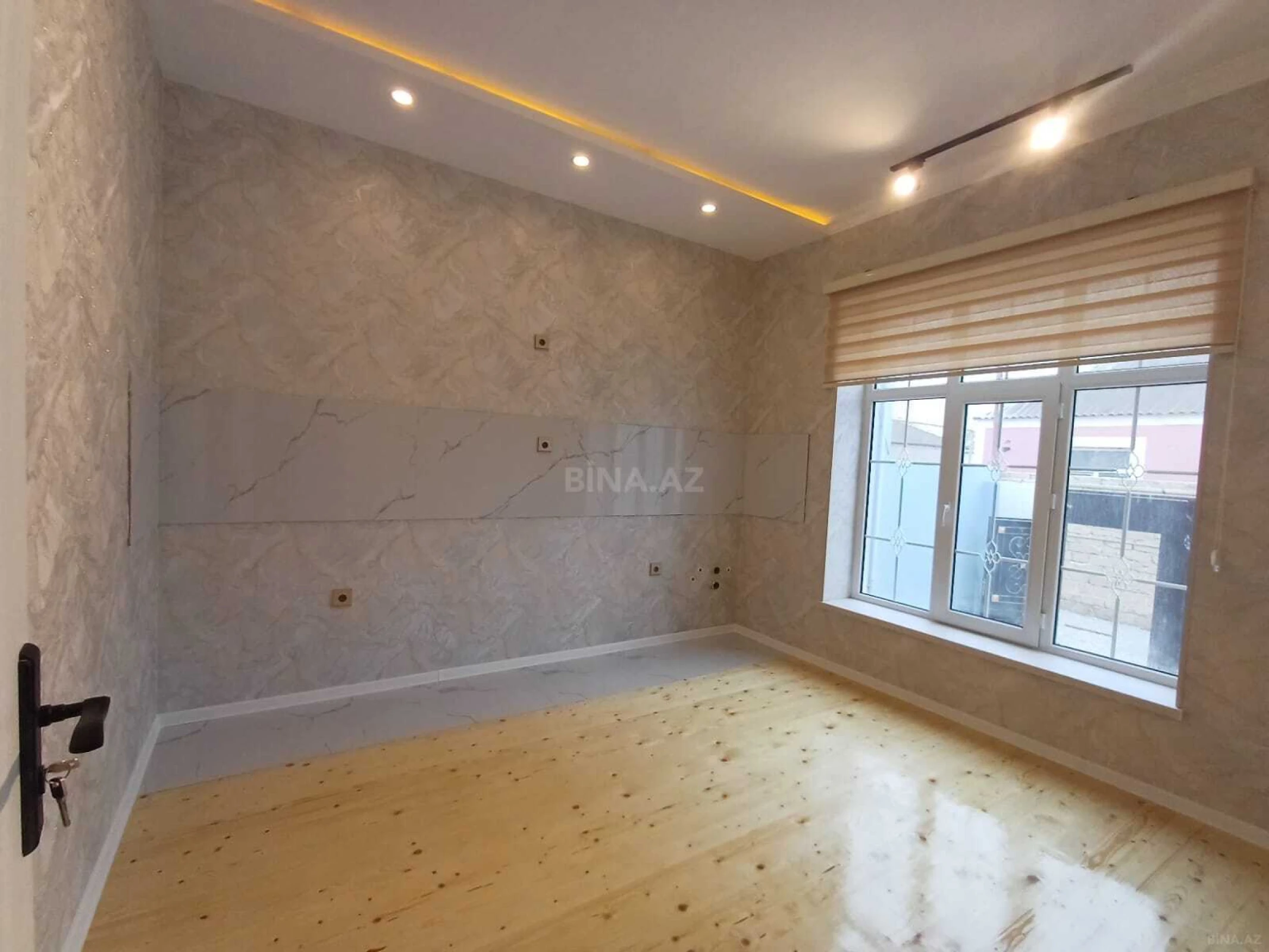 Satılır 3 otaqlı həyət evi 70 m²