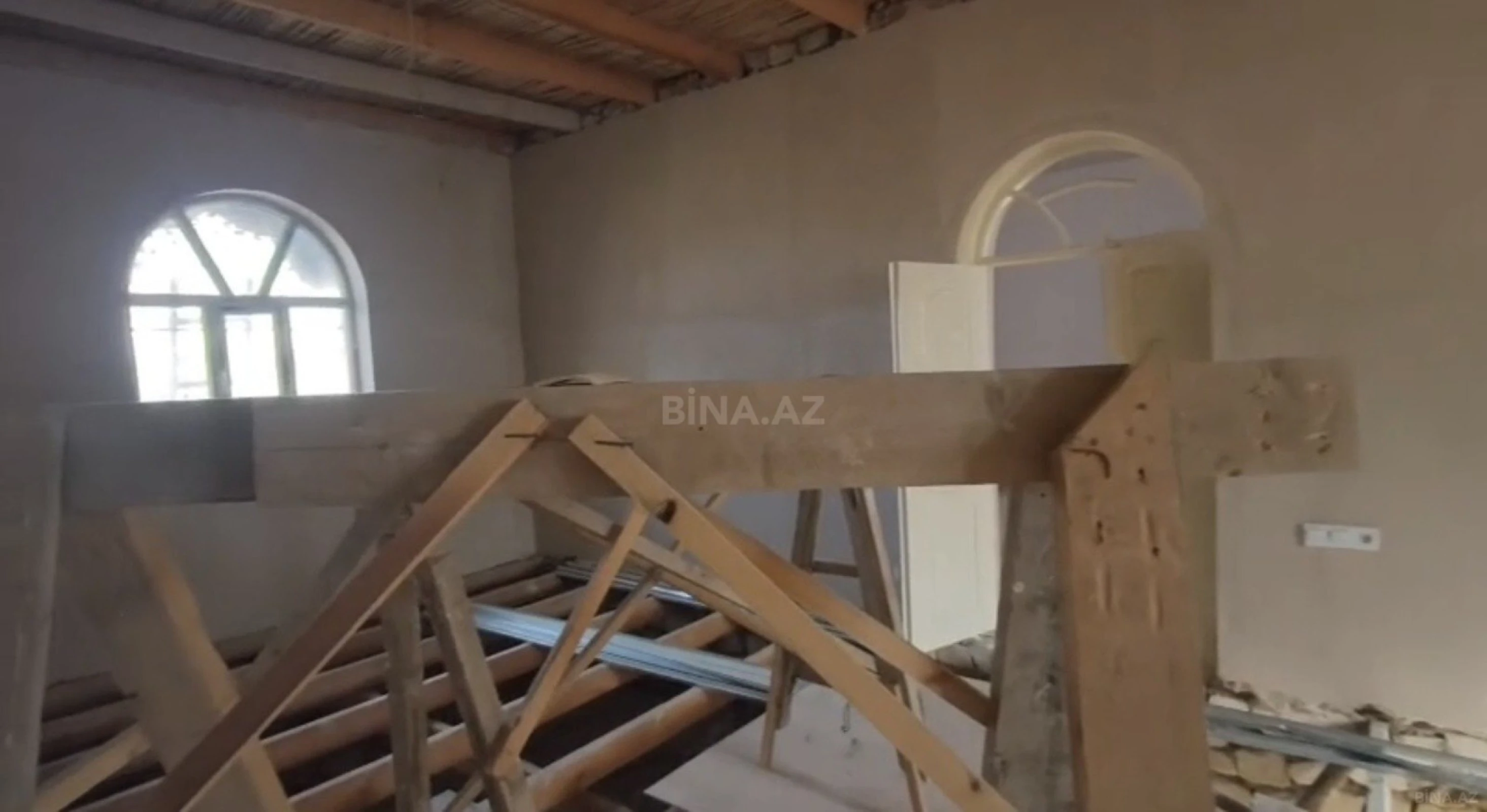 Satılır 3 otaqlı həyət evi 130 m²