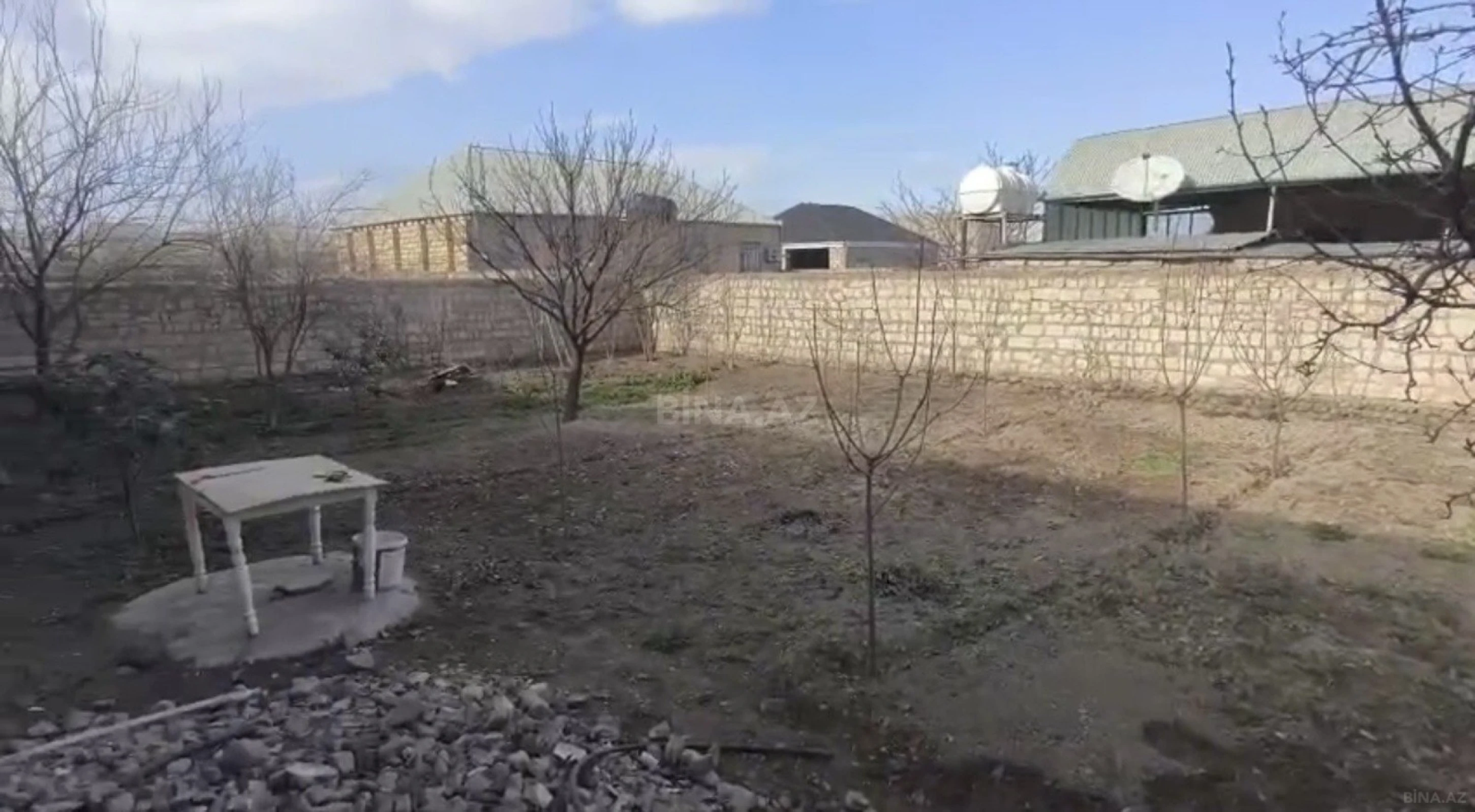 Satılır 3 otaqlı həyət evi 130 m²