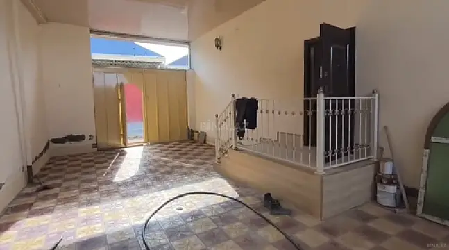 Satılır 3 otaqlı həyət evi 130 m²