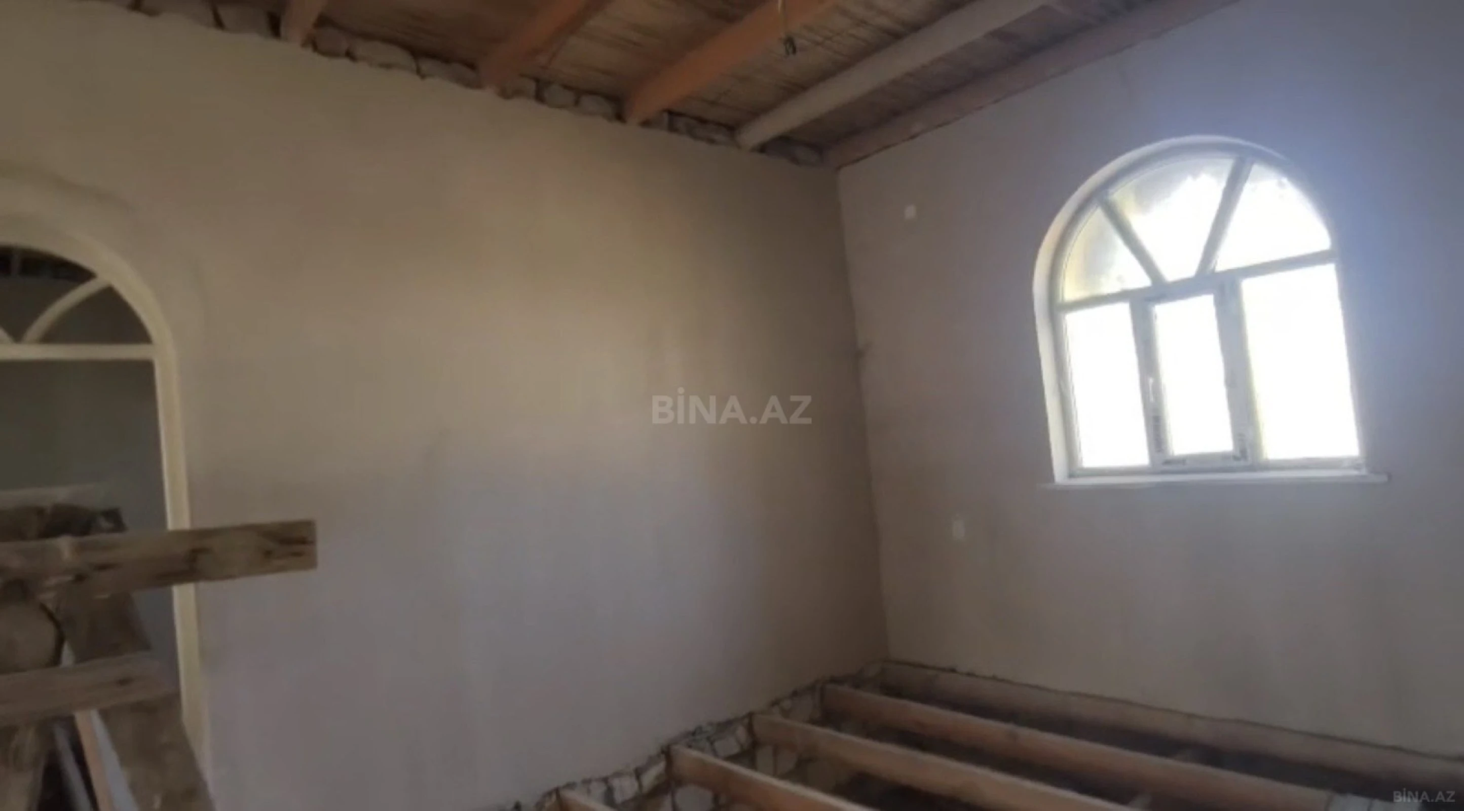 Satılır 3 otaqlı həyət evi 130 m²