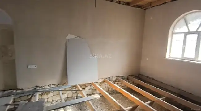Satılır 3 otaqlı həyət evi 130 m²