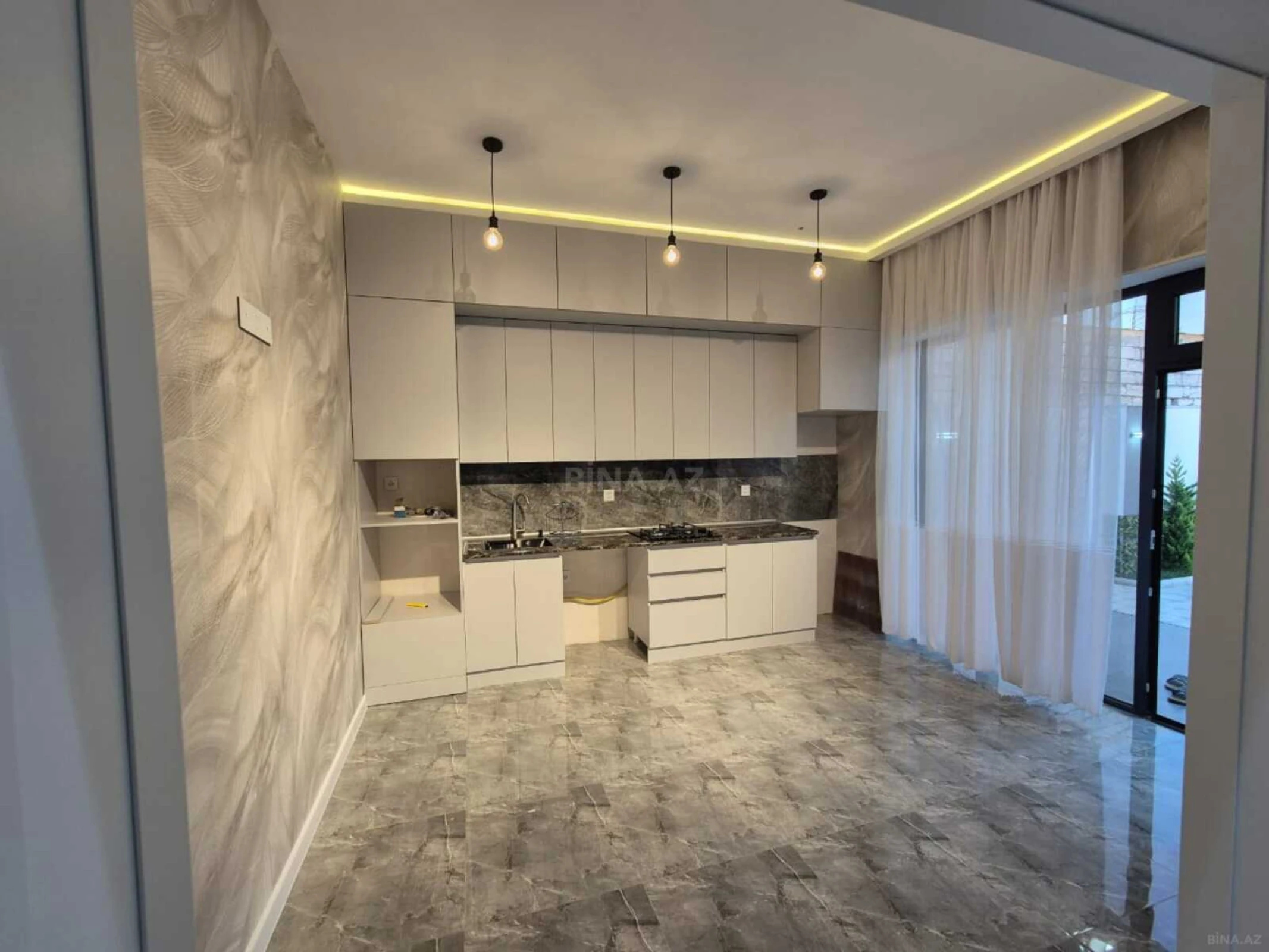 Satılır 3 otaqlı həyət evi 120 m²