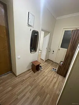 Kirayə verilir 2 otaqlı mənzil 75 m²