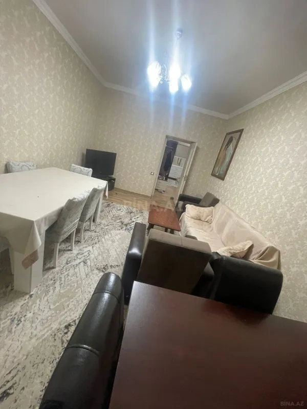 Kirayə verilir 2 otaqlı mənzil 75 m²