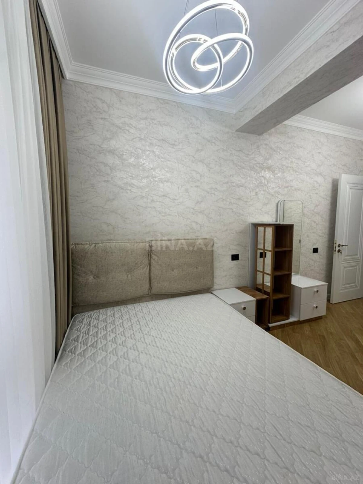 Kirayə verilir 3 otaqlı mənzil 110 m²