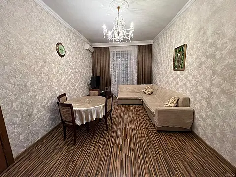 Satılır 3 otaqlı mənzil 90 m²