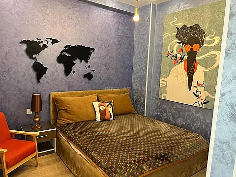 Satılır 4 otaqlı mənzil 135 m²