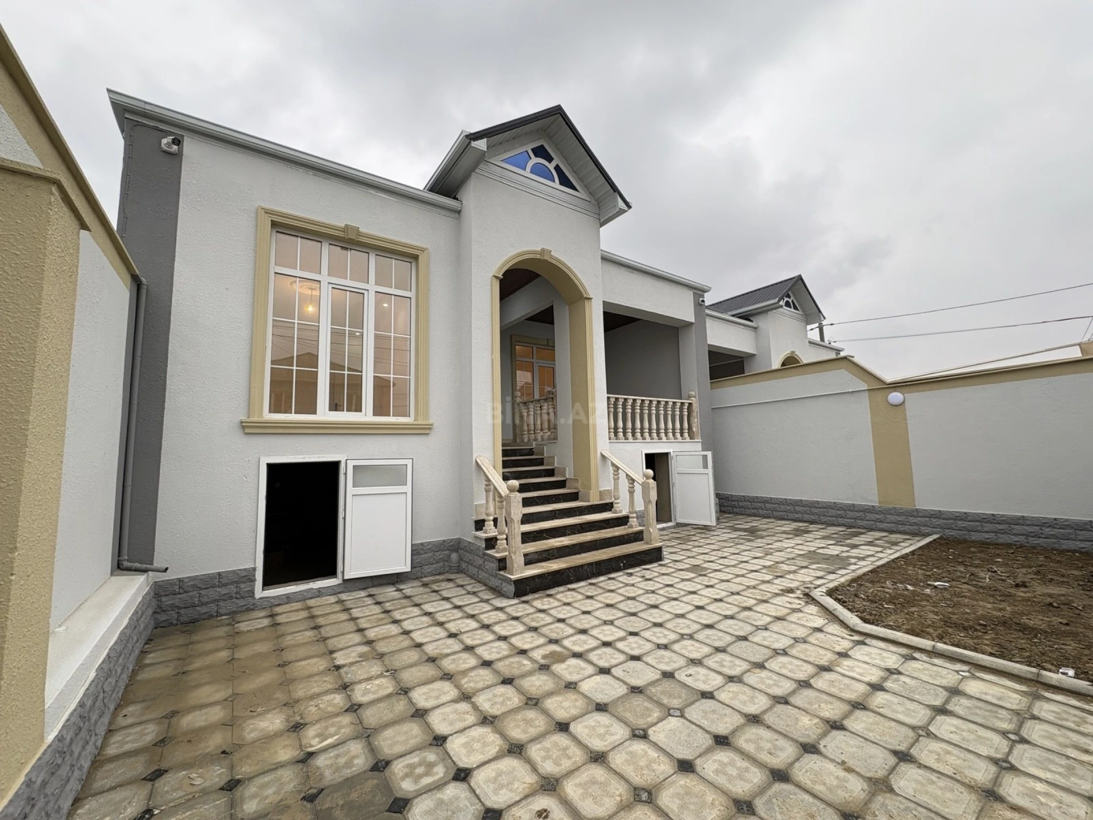 Satılır 3 otaqlı həyət evi 80 m²