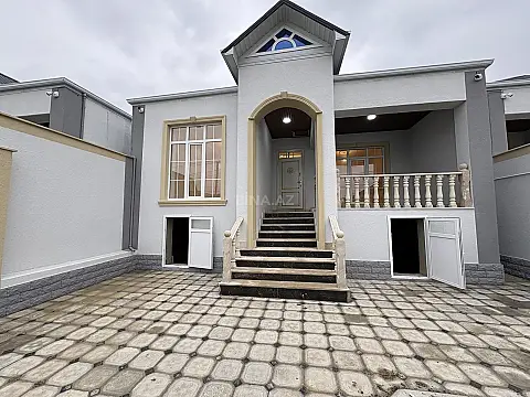 Satılır 3 otaqlı həyət evi 80 m²