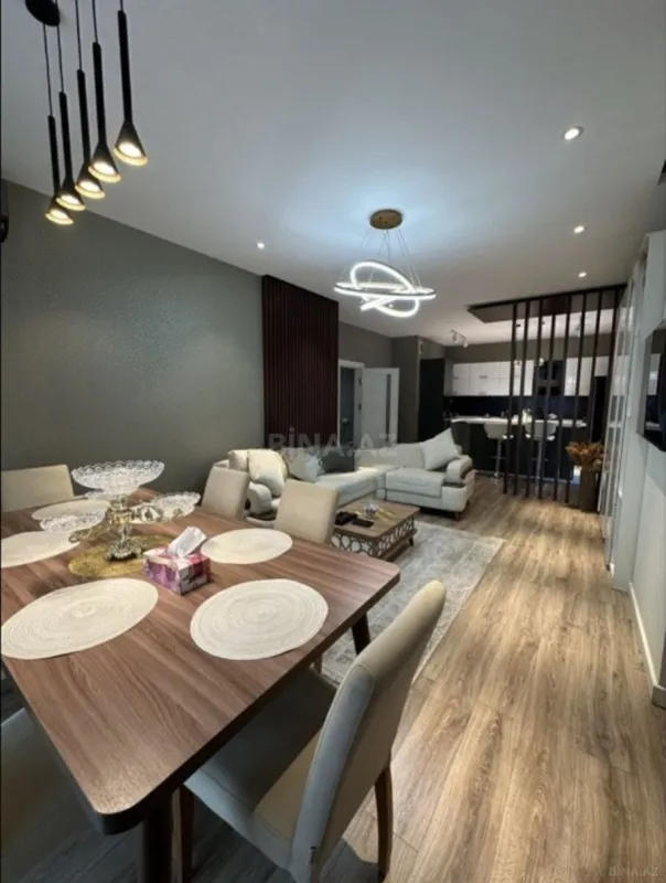 Satılır 3 otaqlı mənzil 148 m²