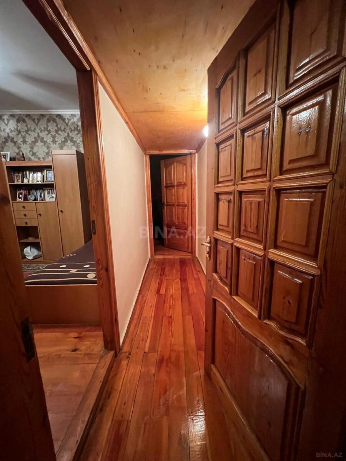 Satılır 4 otaqlı mənzil 100 m²