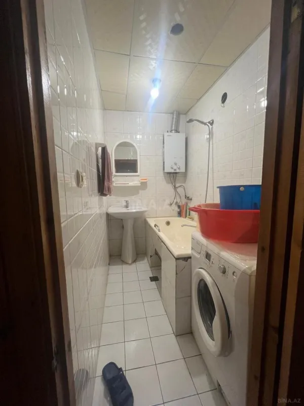 Satılır 4 otaqlı mənzil 100 m²