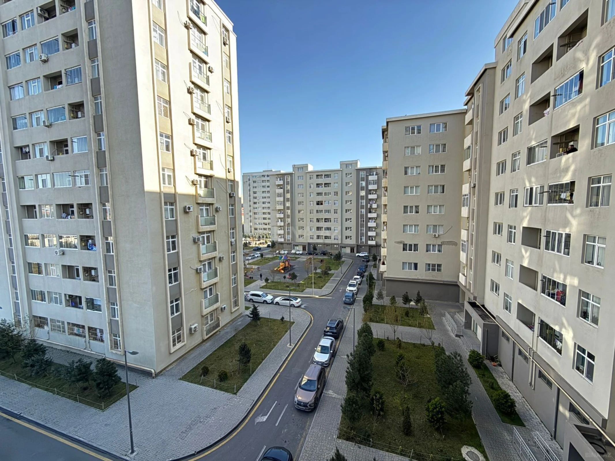 Satılır 3 otaqlı mənzil 90 m²