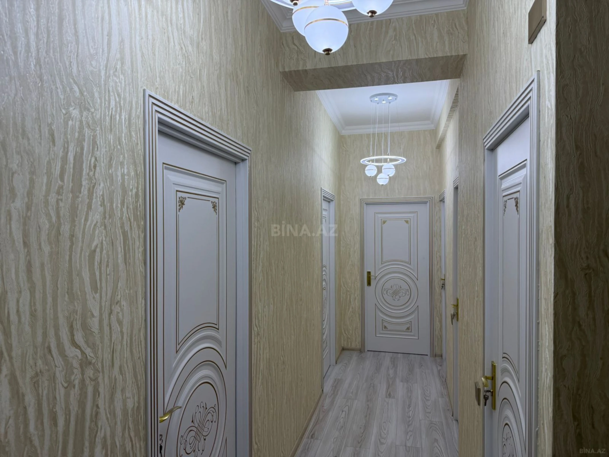 Satılır 3 otaqlı mənzil 90 m²