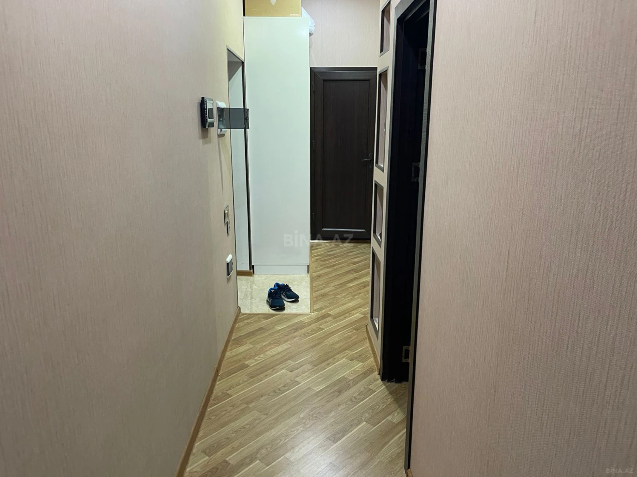 Kirayə verilir 2 otaqlı mənzil 90 m²
