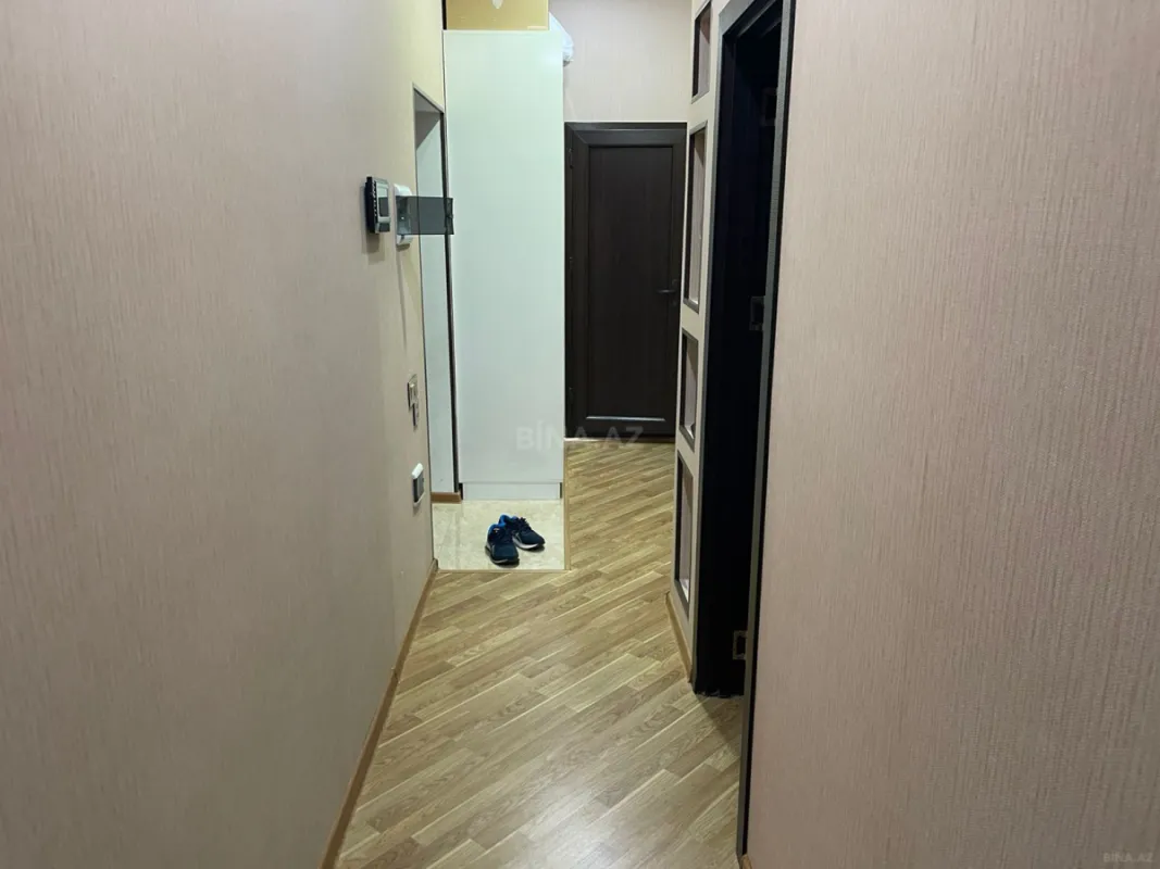Kirayə verilir 2 otaqlı mənzil 90 m²