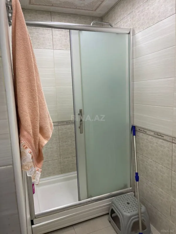 Kirayə verilir 2 otaqlı mənzil 90 m²