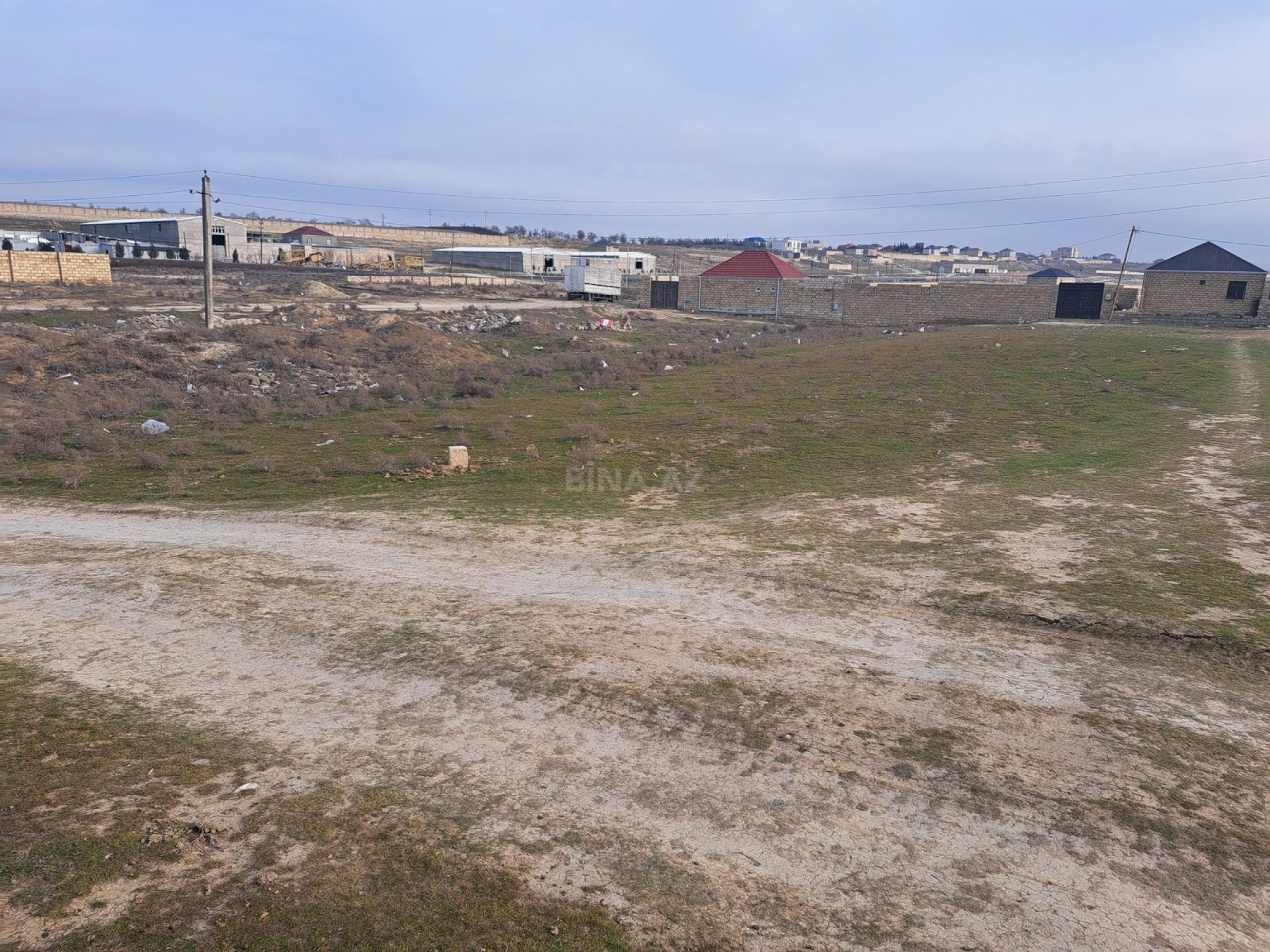 Satılır torpaq sahəsi 12 m²