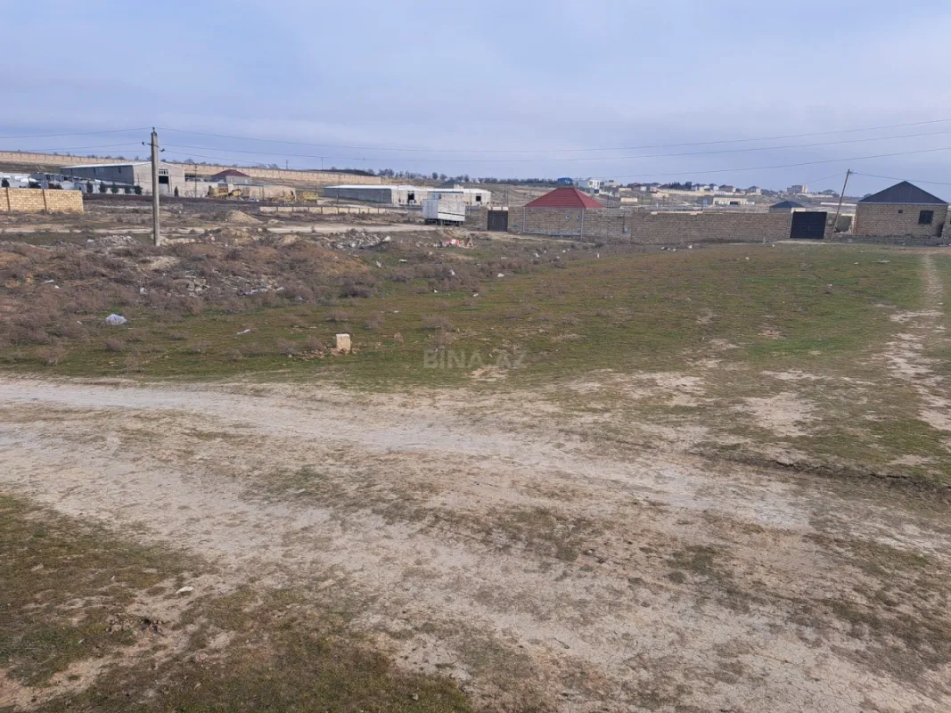 Satılır torpaq sahəsi 12 m²