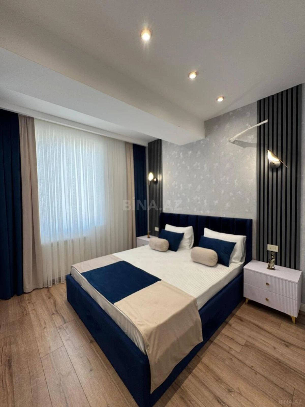 Satılır 4 otaqlı mənzil 110 m²