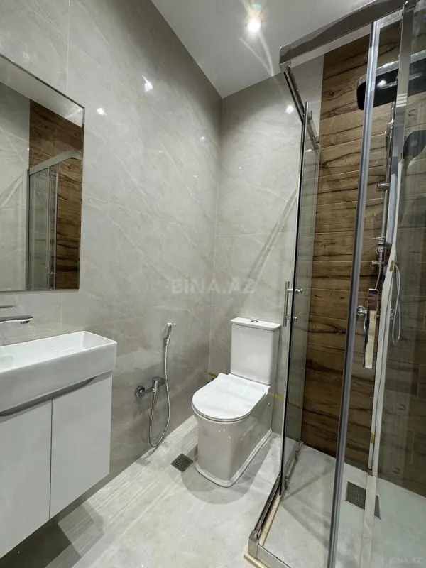 Satılır 4 otaqlı mənzil 110 m²