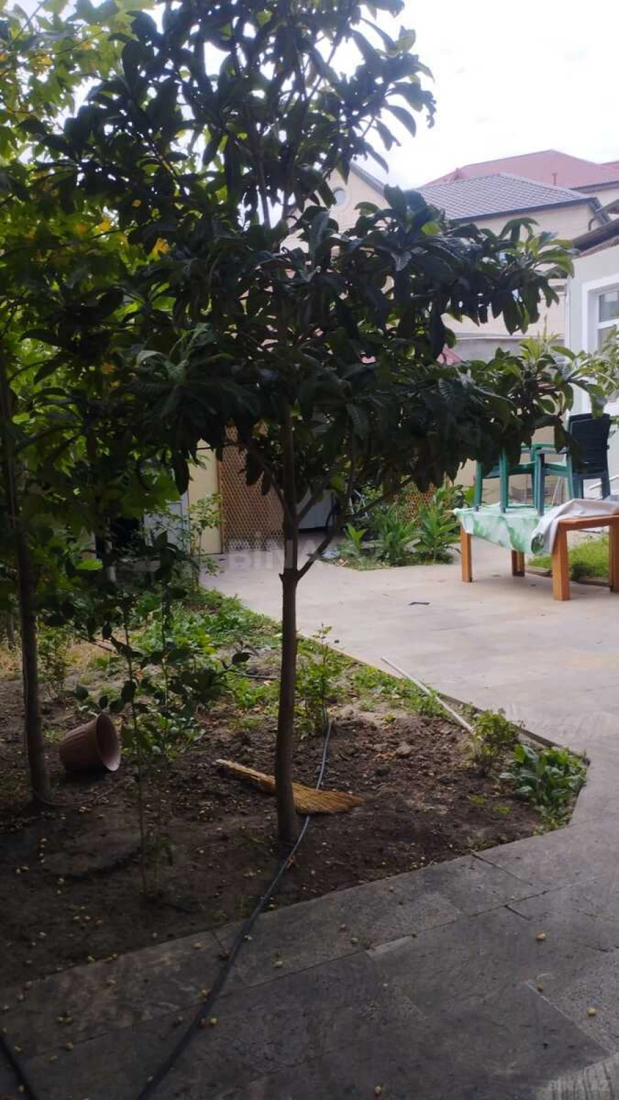 Satılır 5 otaqlı həyət evi 200 m²