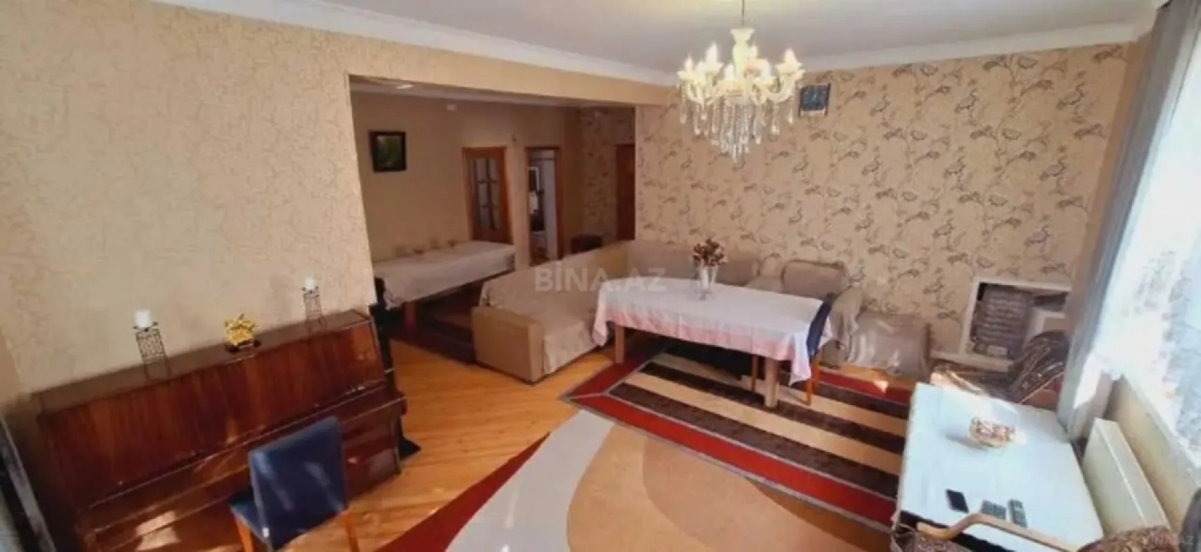 Satılır 5 otaqlı həyət evi 200 m²