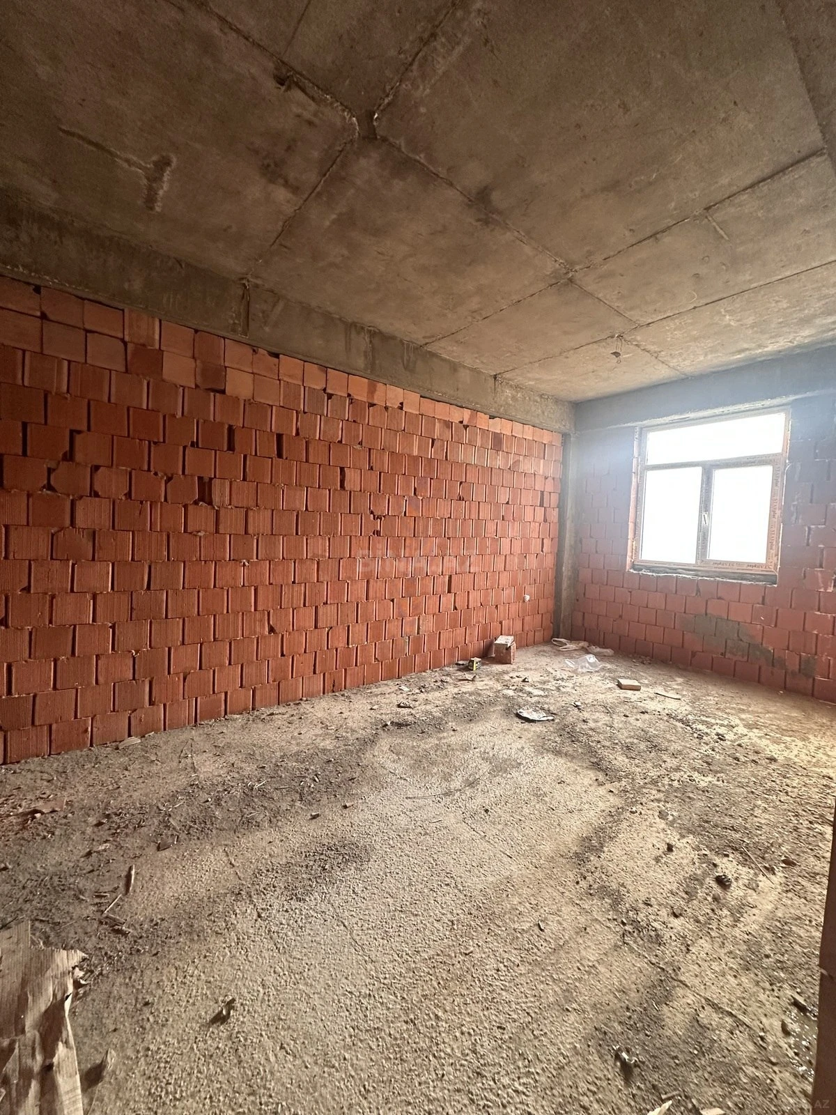 Satılır 1 otaqlı mənzil 44 m²