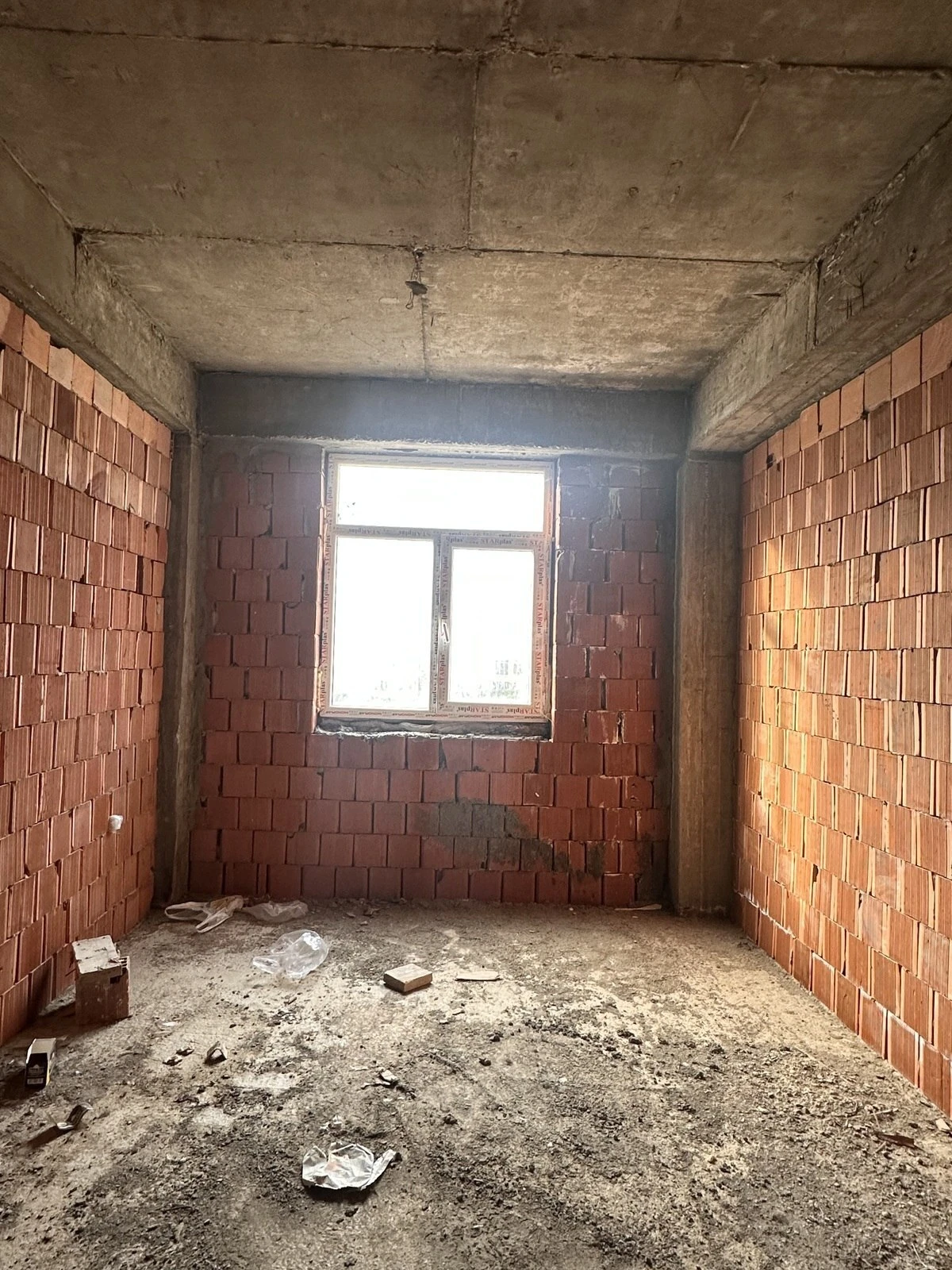 Satılır 1 otaqlı mənzil 44 m²