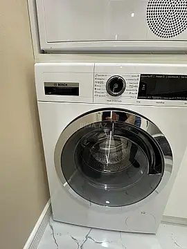 Satılır 3 otaqlı mənzil 133 m²