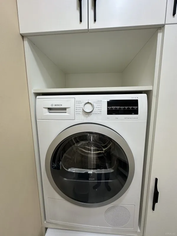 Satılır 3 otaqlı mənzil 133 m²