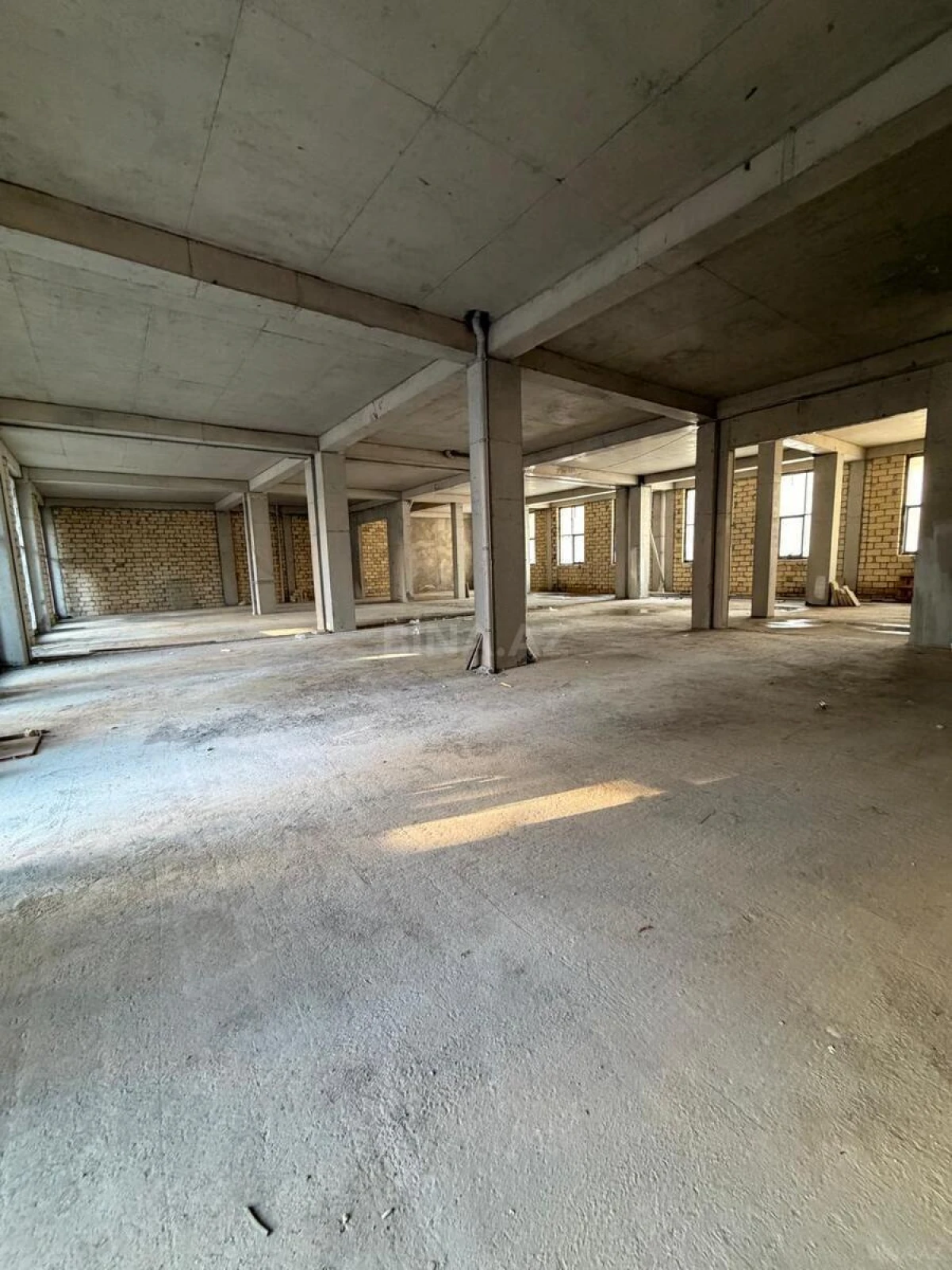 Kirayə verilir obyekt 600 m²