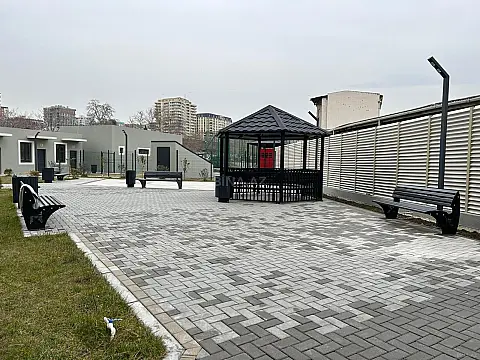Satılır 2 otaqlı mənzil 85 m²