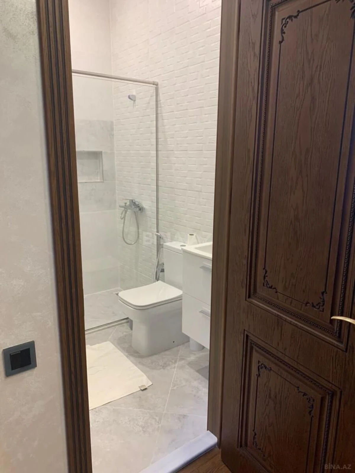 Kirayə verilir 2 otaqlı mənzil 65 m²