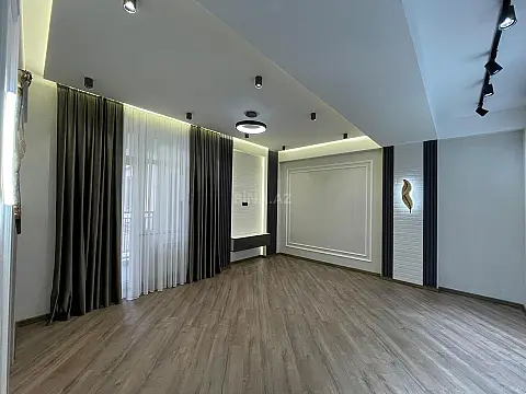 Satılır 2 otaqlı mənzil 62.6 m²