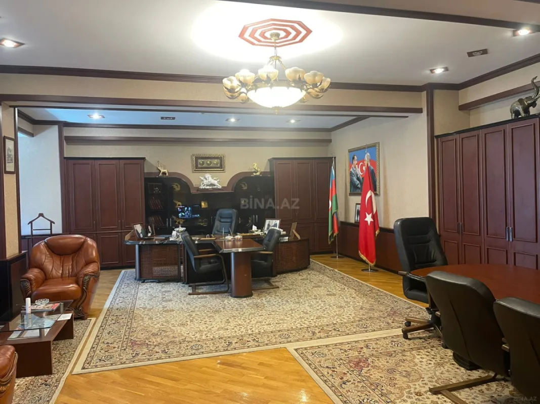 Kirayə verilir 5 otaqlı ofis 350 m²