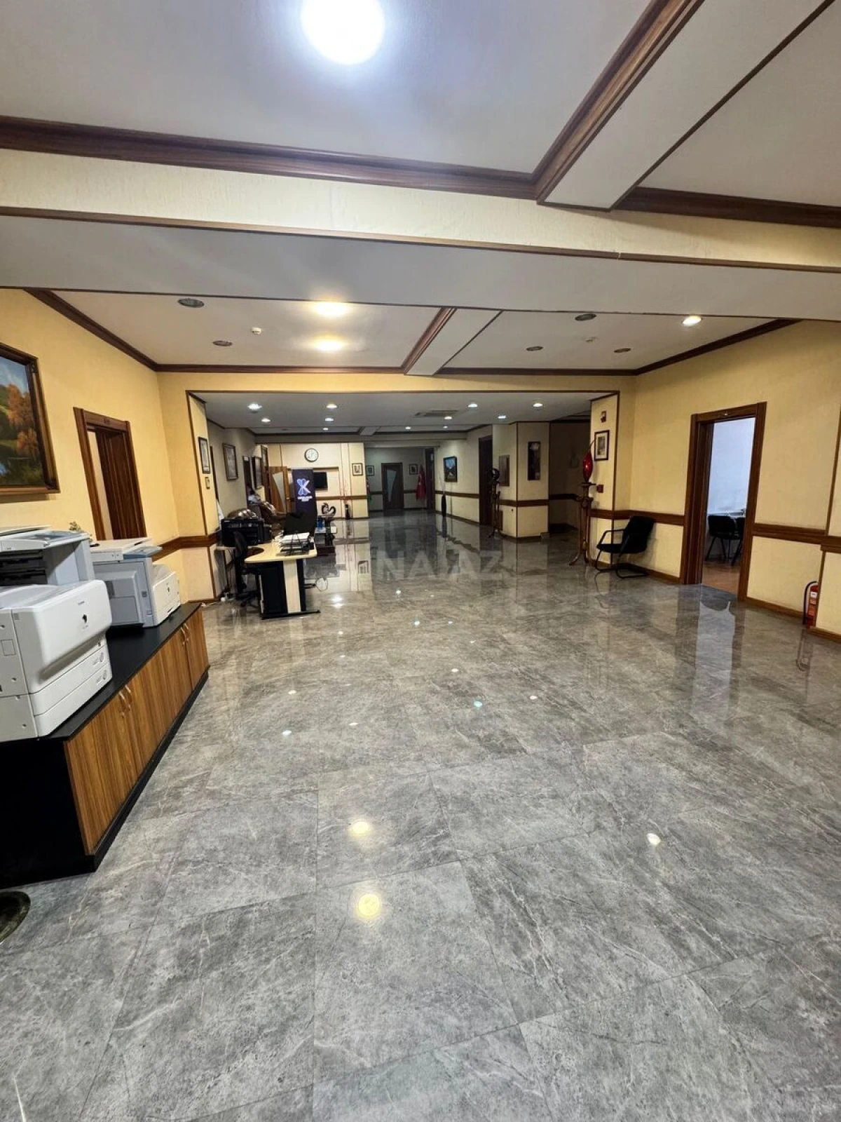 Kirayə verilir 5 otaqlı ofis 350 m²