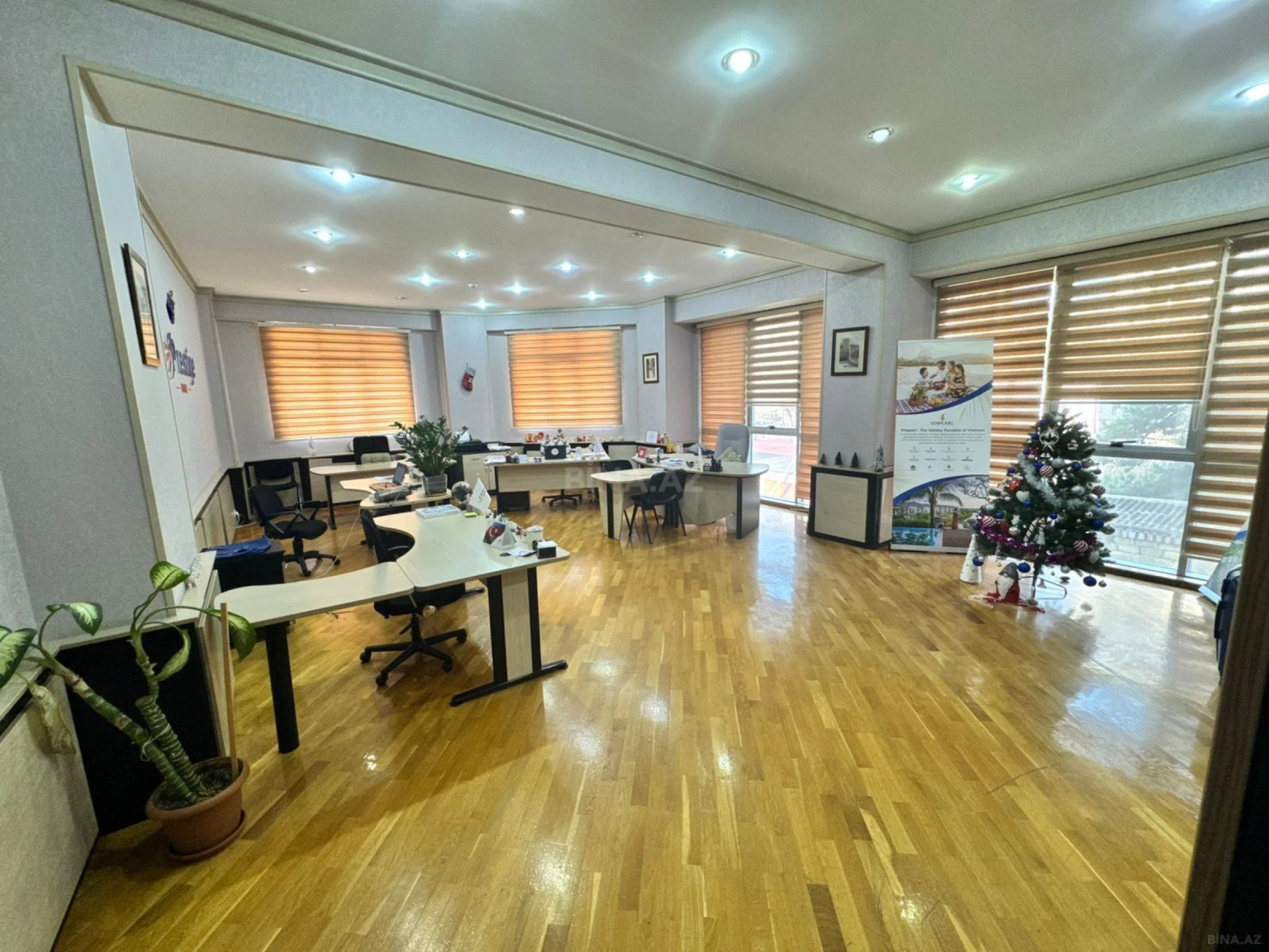 Kirayə verilir 5 otaqlı ofis 350 m²