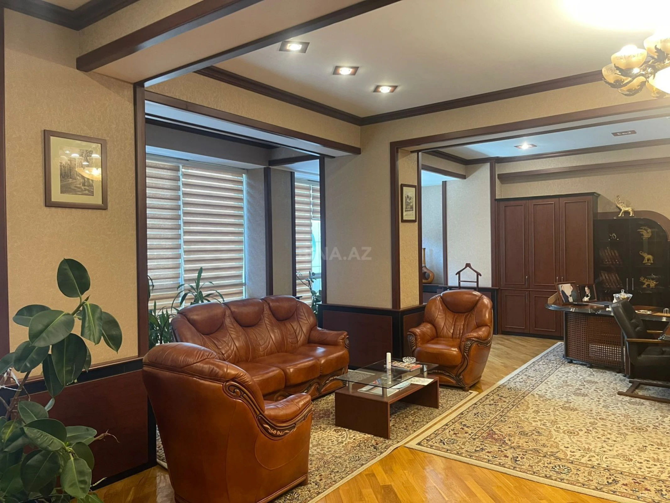 Kirayə verilir 5 otaqlı ofis 350 m²